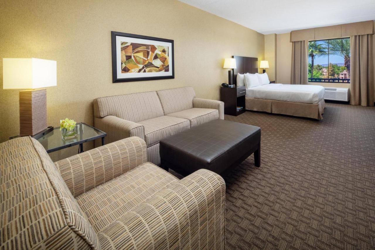Holiday Inn Phoenix/Chandler By Ihg Exterior photo