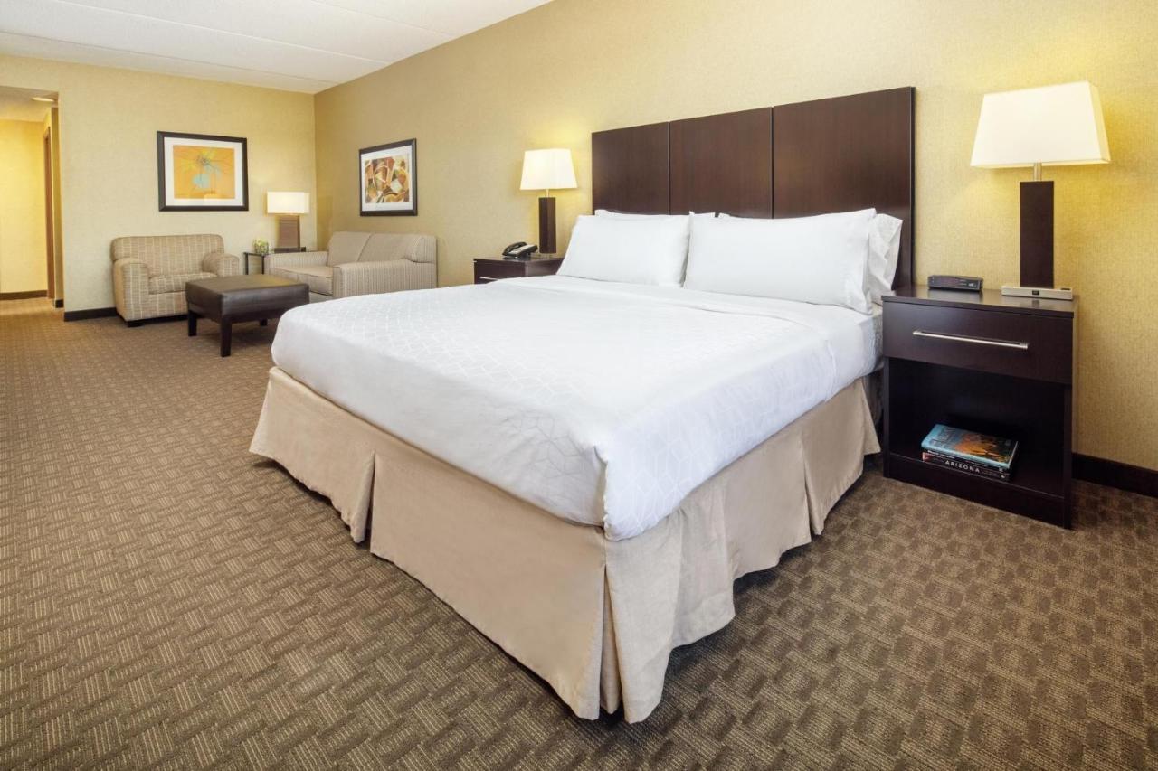 Holiday Inn Phoenix/Chandler By Ihg Exterior photo