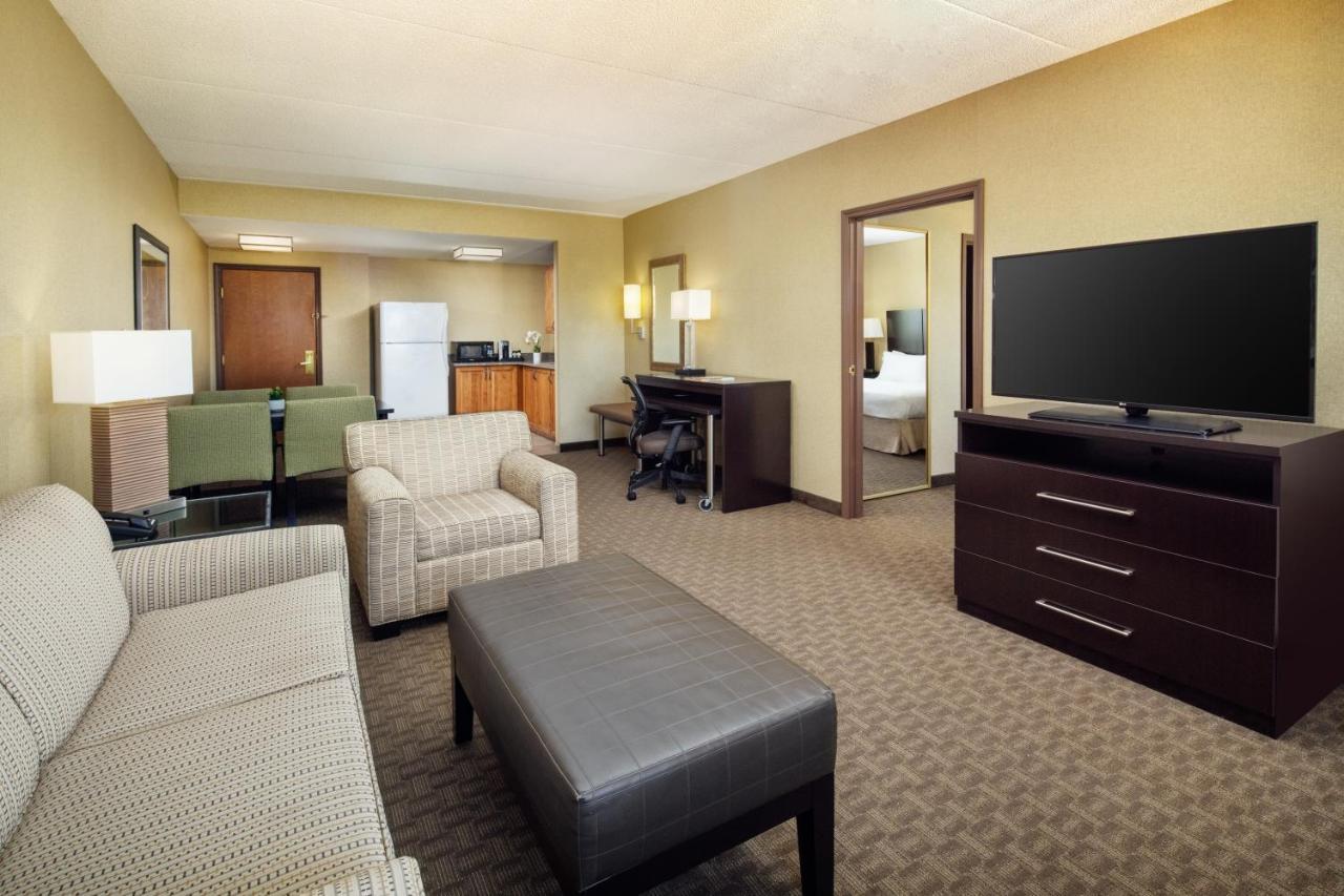 Holiday Inn Phoenix/Chandler By Ihg Exterior photo