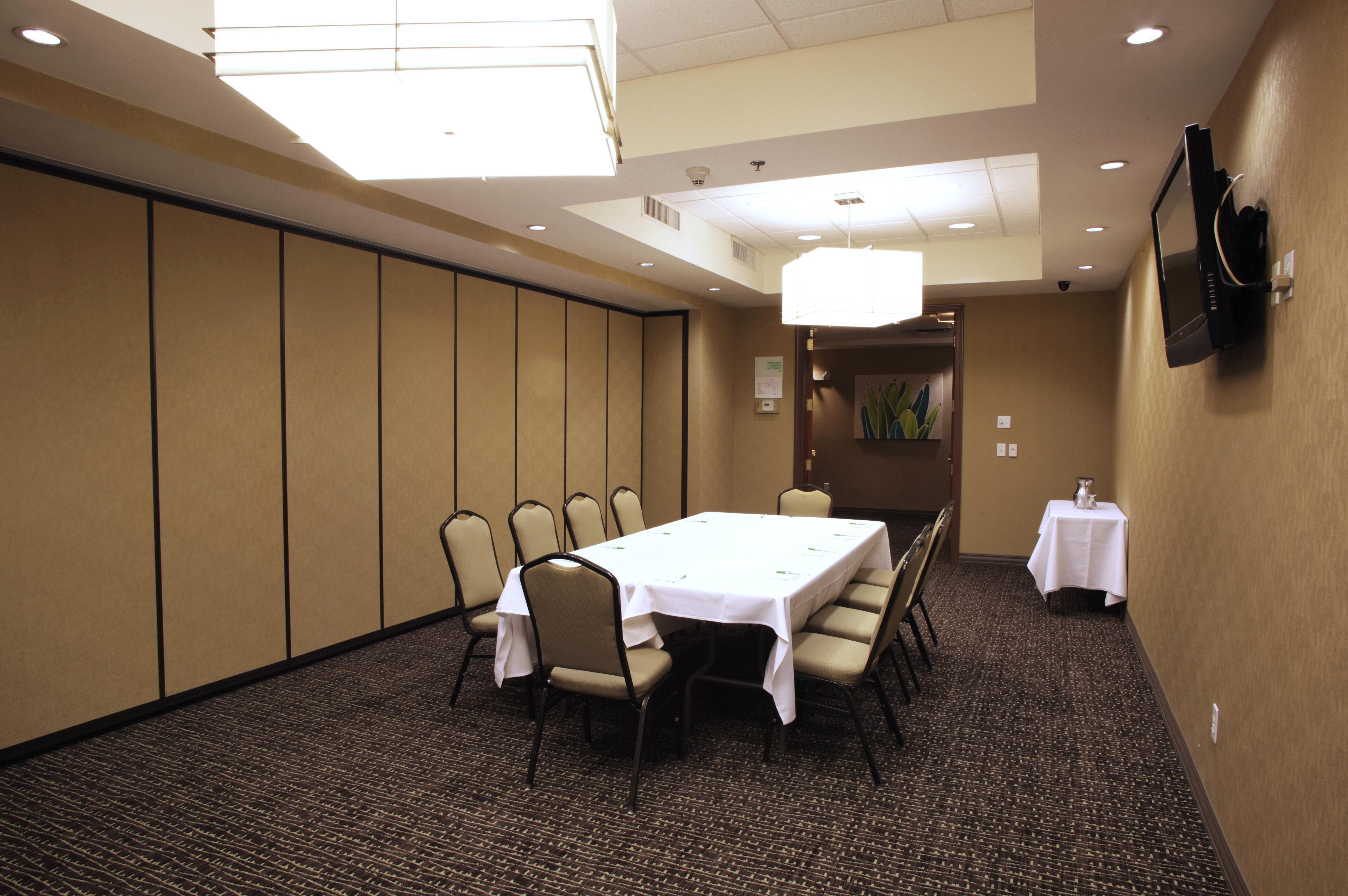 Holiday Inn Phoenix/Chandler By Ihg Exterior photo